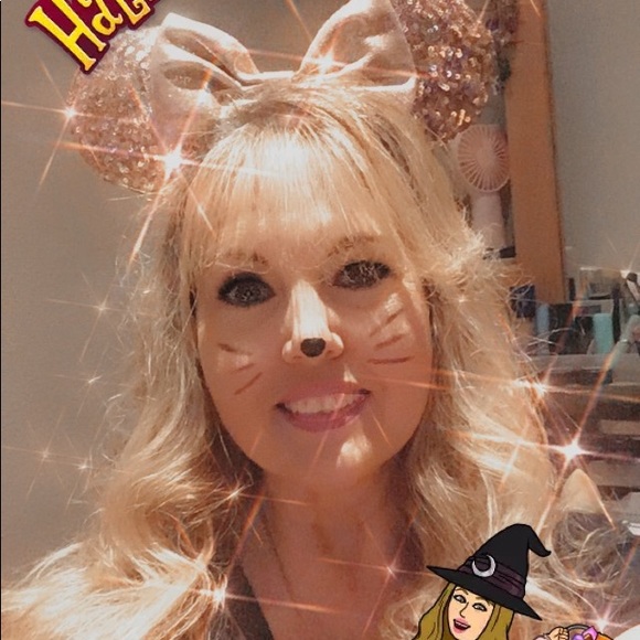 Meet your Posher, Michelle - Picture 2 of 2